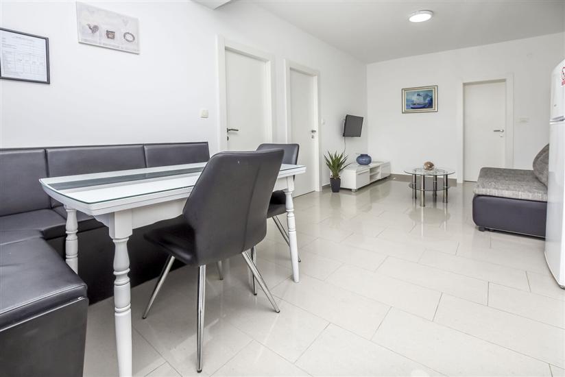 Apartment A2, for 4 persons
