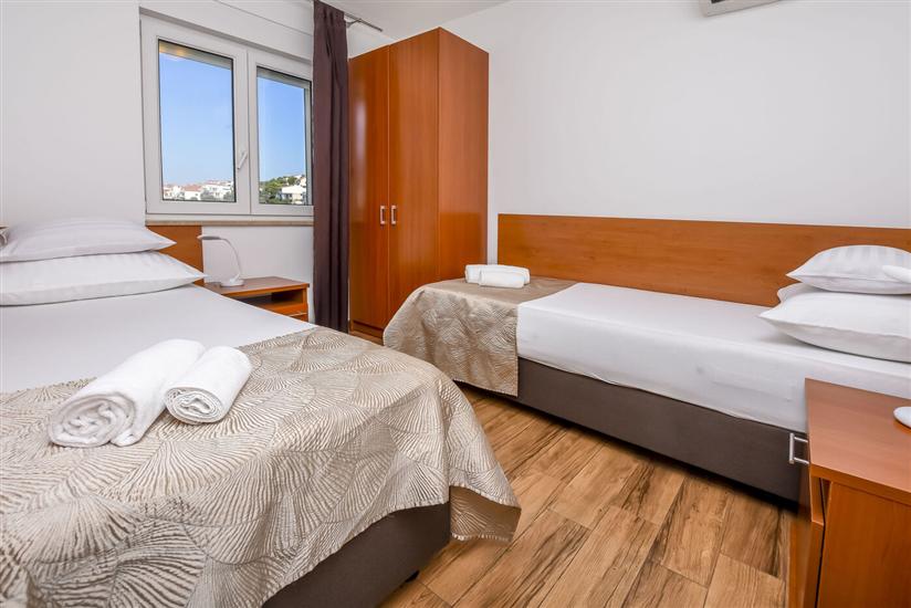 Apartment A5, for 5 persons