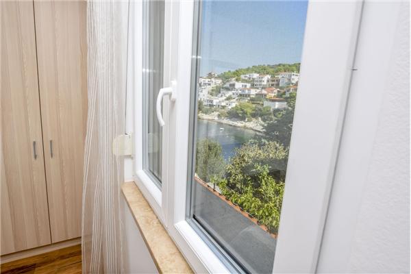 Apartment A6, for 5 persons