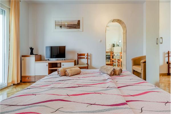 Apartment A2, for 3 persons