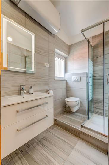 Apartment A3, for 8 persons