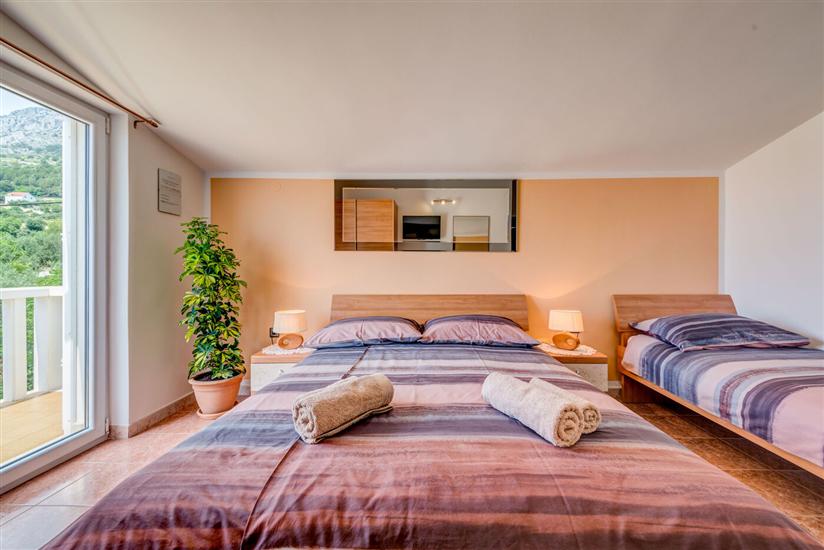 Apartment A3, for 8 persons