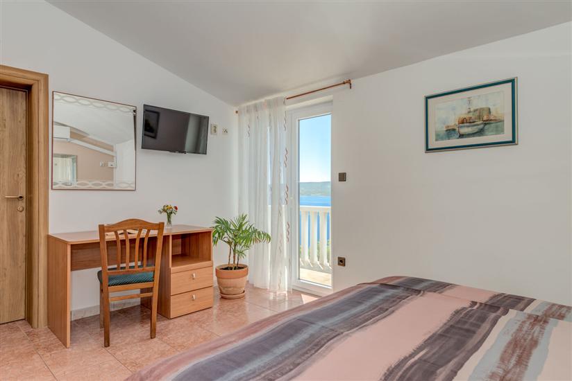 Apartment A3, for 8 persons