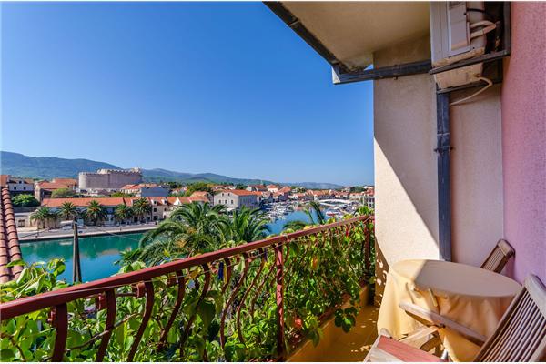 Room S5, for 2 persons