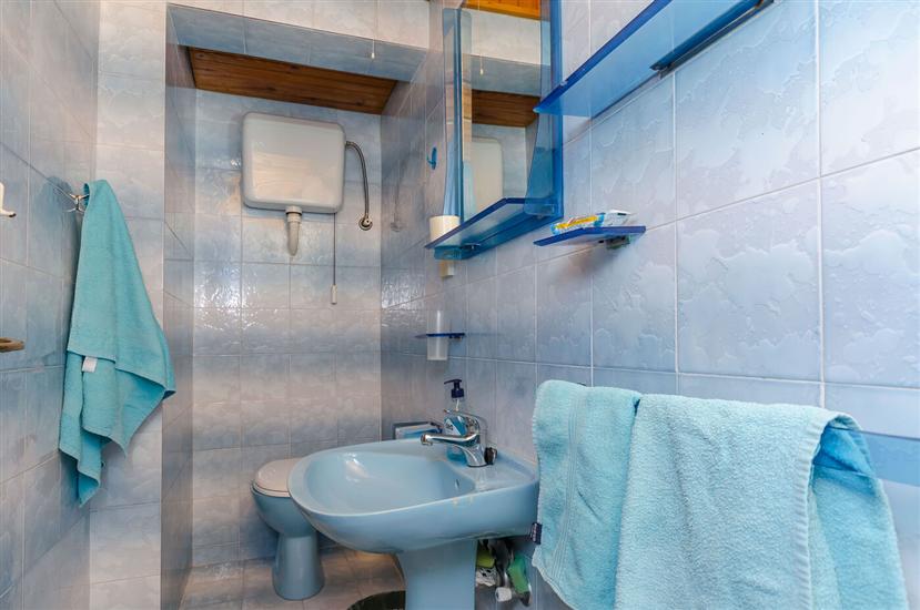 Apartment A7, for 4 persons