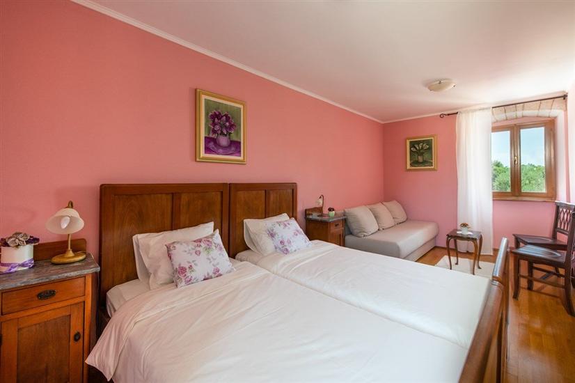 House K1, for 8 persons