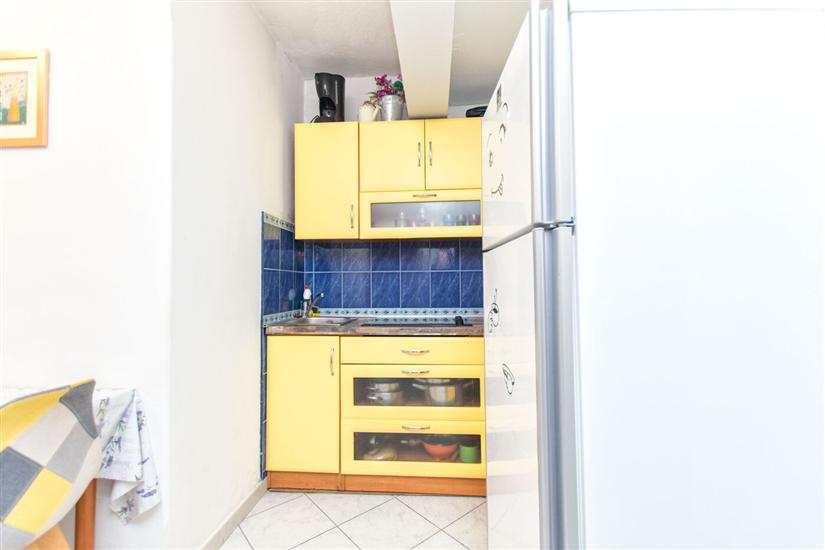 Apartment A4, for 5 persons