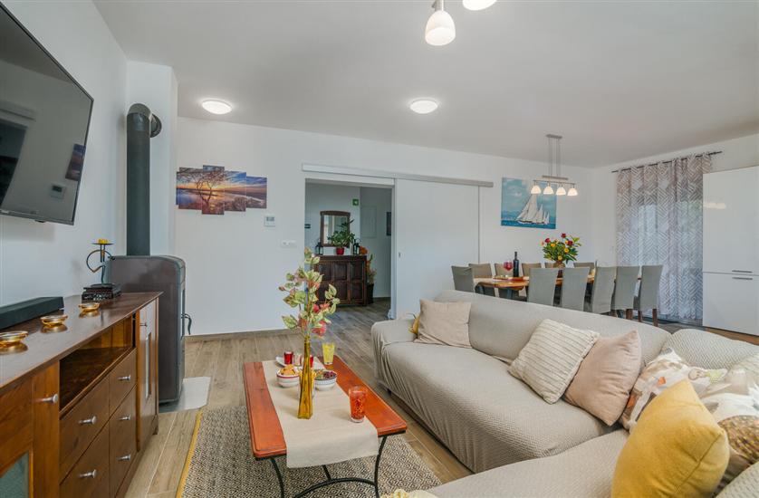 House K1, for 8 persons