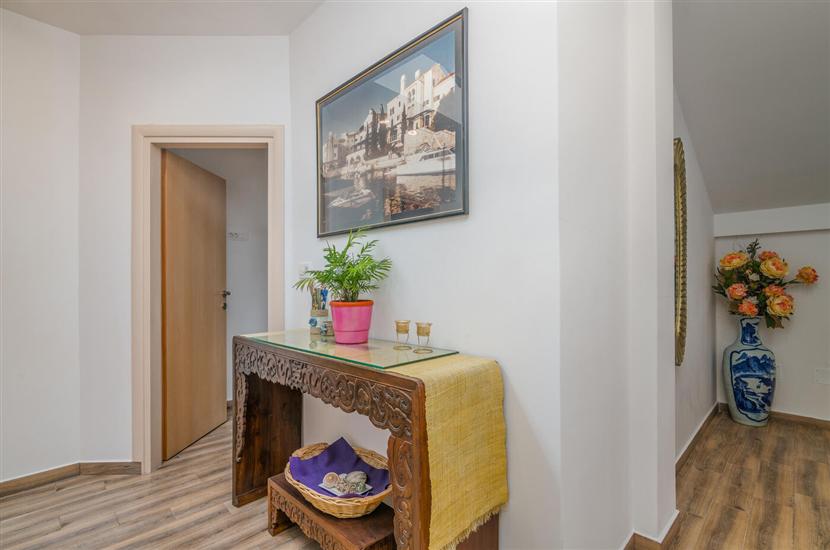 House K1, for 8 persons