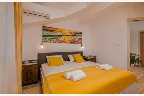 House K1, for 8 persons