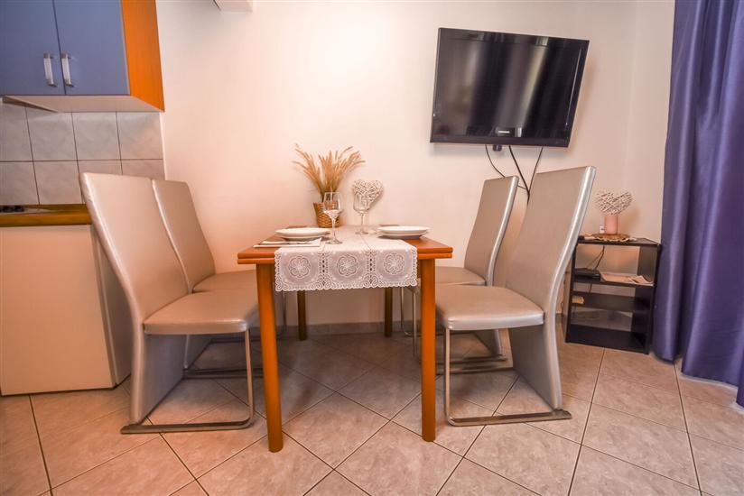 Apartment A4, for 4 persons