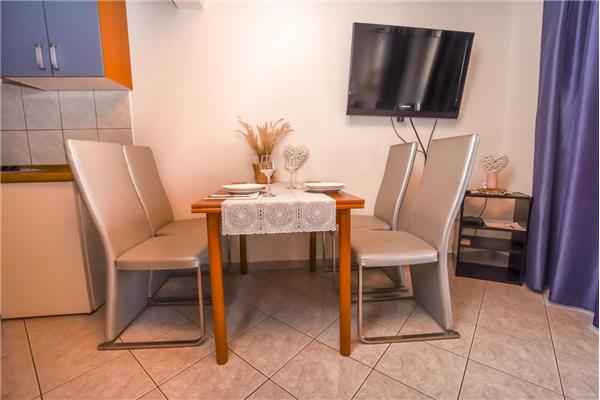 Apartment A4, for 4 persons