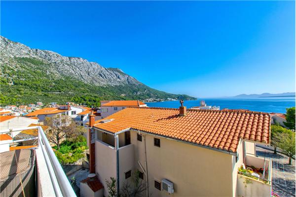 Apartment A1, for 6 persons