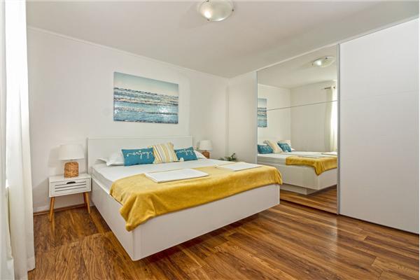 House K1, for 8 persons