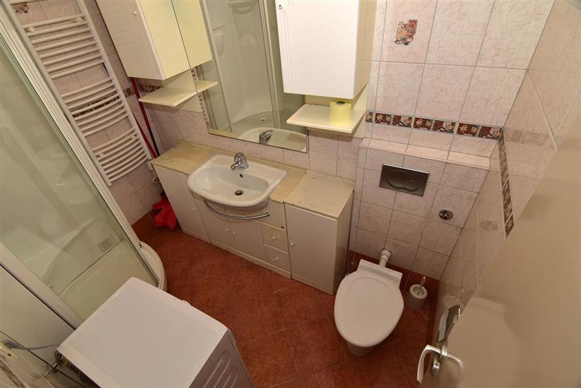 Apartment A1, for 6 persons