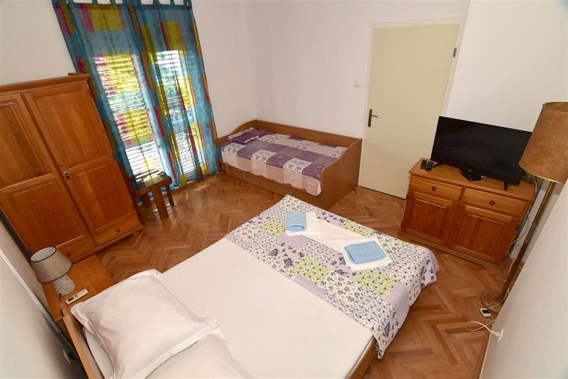 Apartment A1, for 6 persons