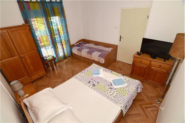 Apartment A1, for 6 persons