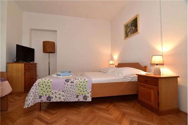 Apartment A1, for 6 persons