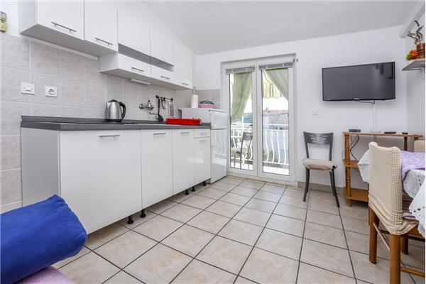 Apartment A2, for 3 persons