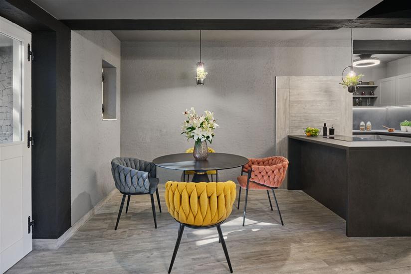 House K1, for 14 persons