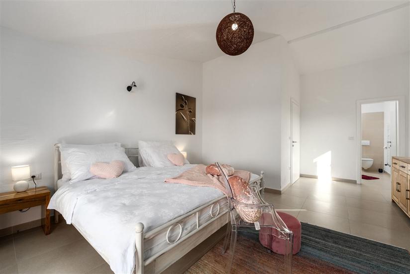 House K1, for 8 persons