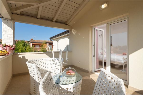 House K1, for 8 persons