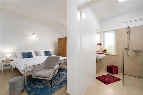 House K1, for 8 persons