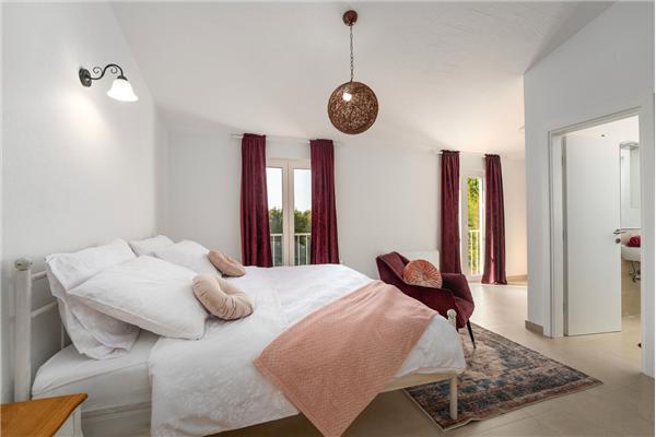 House K1, for 8 persons