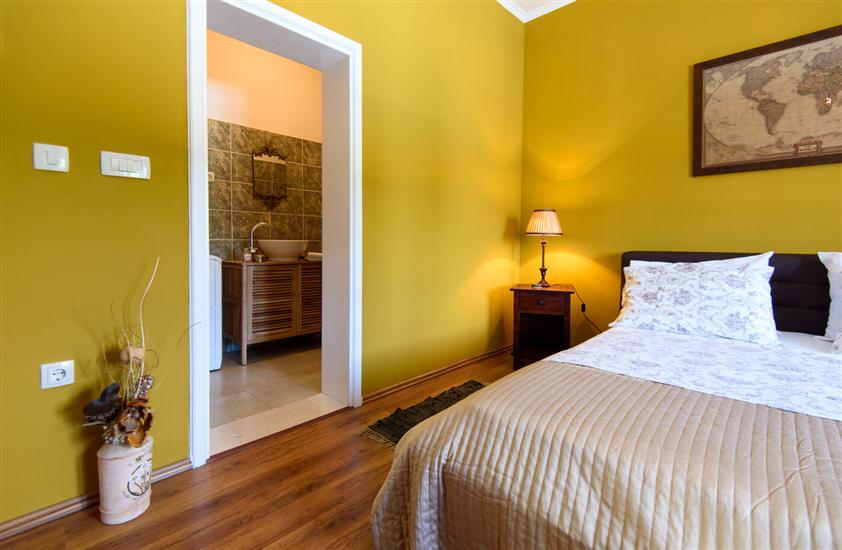 House K1, for 8 persons