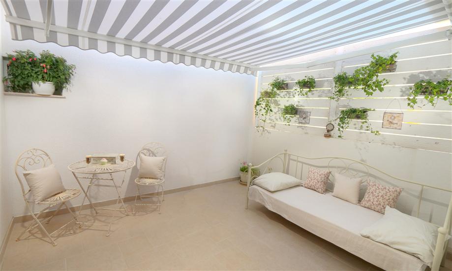 House K1, for 8 persons