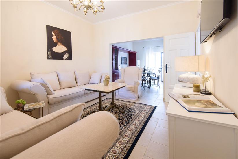 House K1, for 8 persons