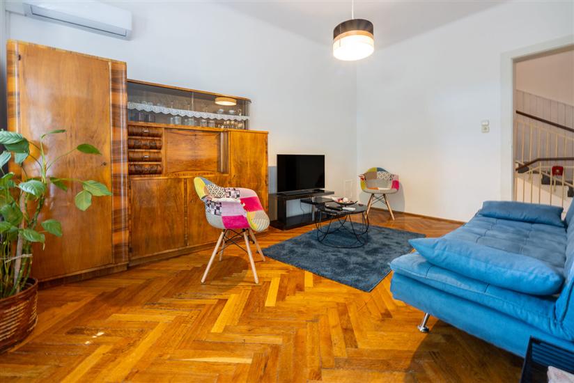 Apartment K1, for 6 persons