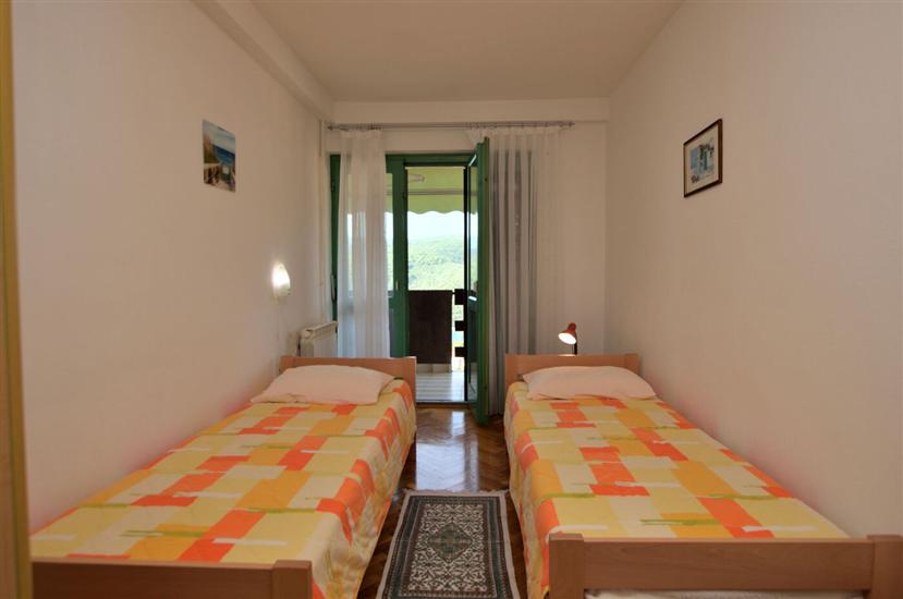 Apartment A1, for 5 persons