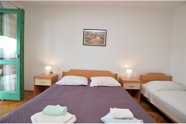 Apartment A1, for 5 persons