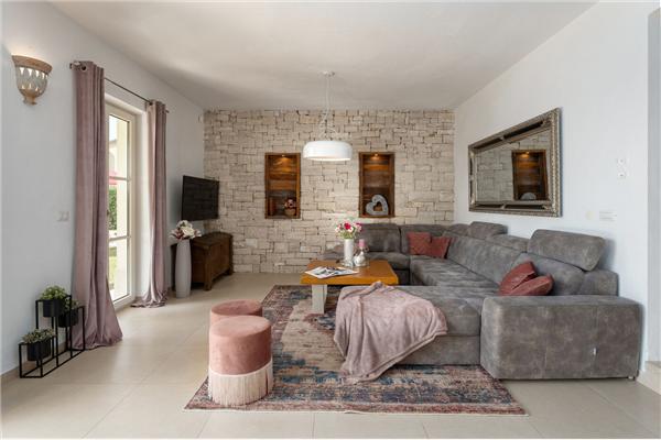 House K1, for 12 persons