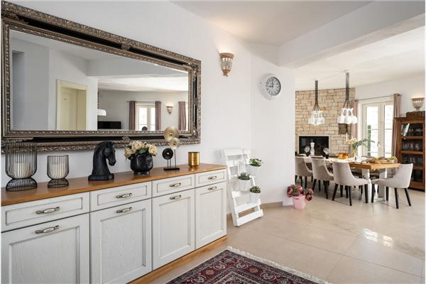 House K1, for 12 persons