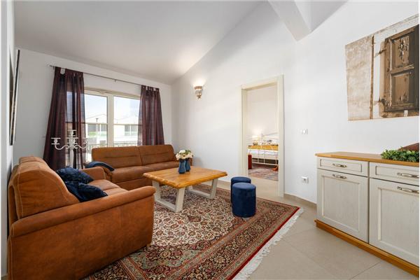 House K1, for 12 persons