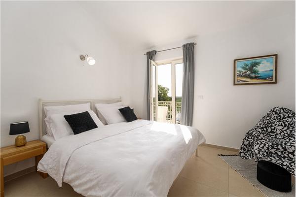 House K1, for 12 persons