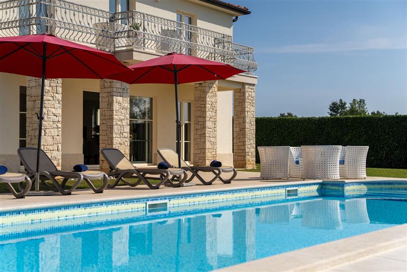 House K1, for 12 persons