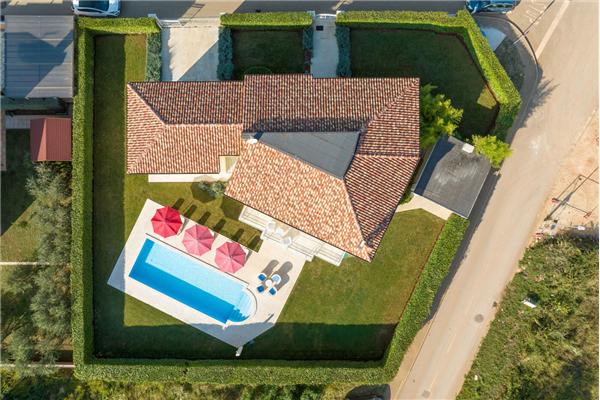 House K1, for 12 persons