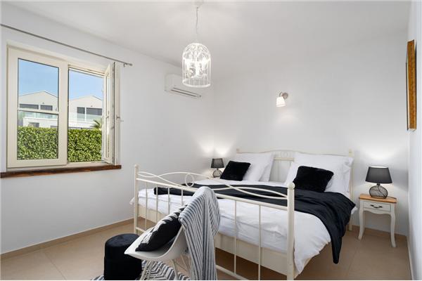 House K1, for 12 persons