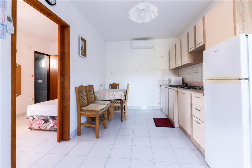 Apartment A1, for 3 persons