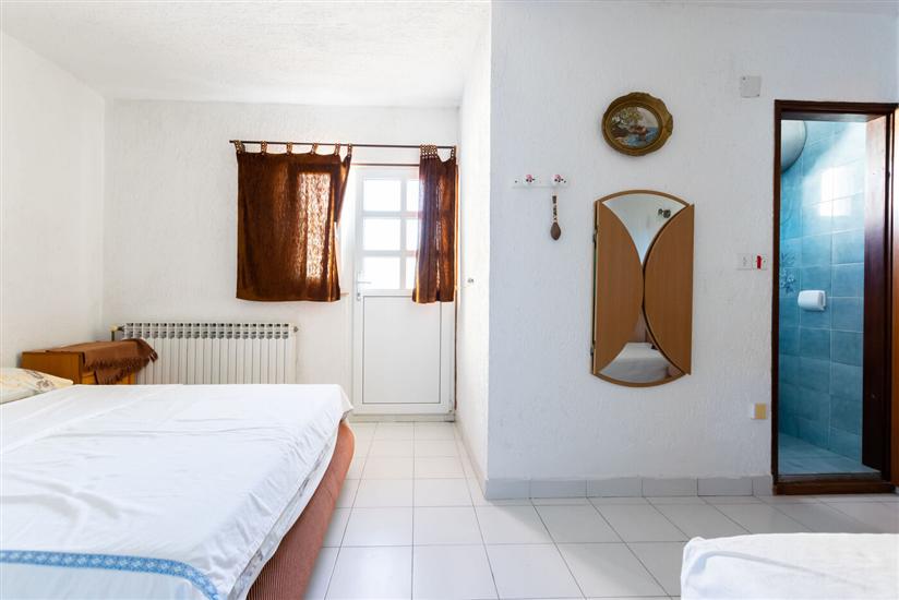 Apartment A1, for 3 persons