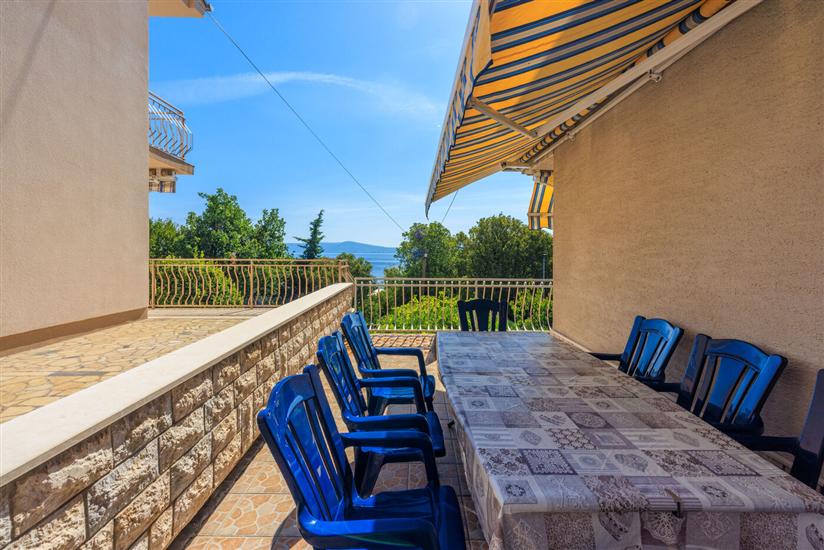 Apartment A1, for 8 persons