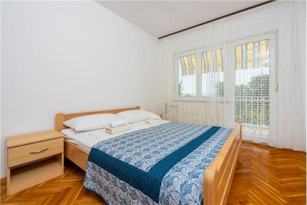 Apartment A1, for 8 persons