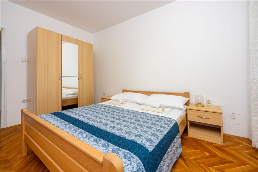 Apartment A1, for 8 persons