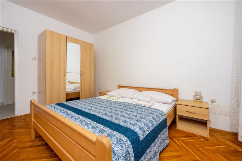 Apartment A1, for 8 persons