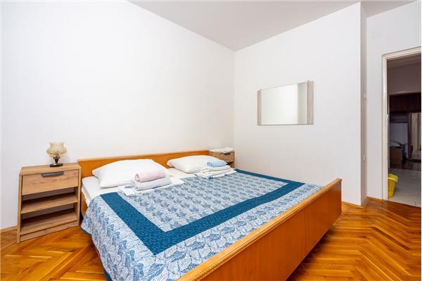 Apartment A1, for 8 persons