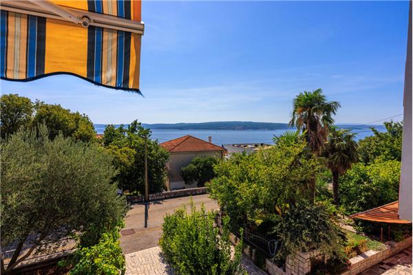 Apartment A1, for 8 persons