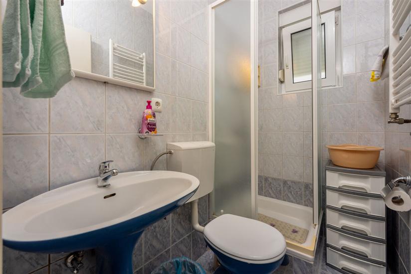 Apartment A1, for 8 persons